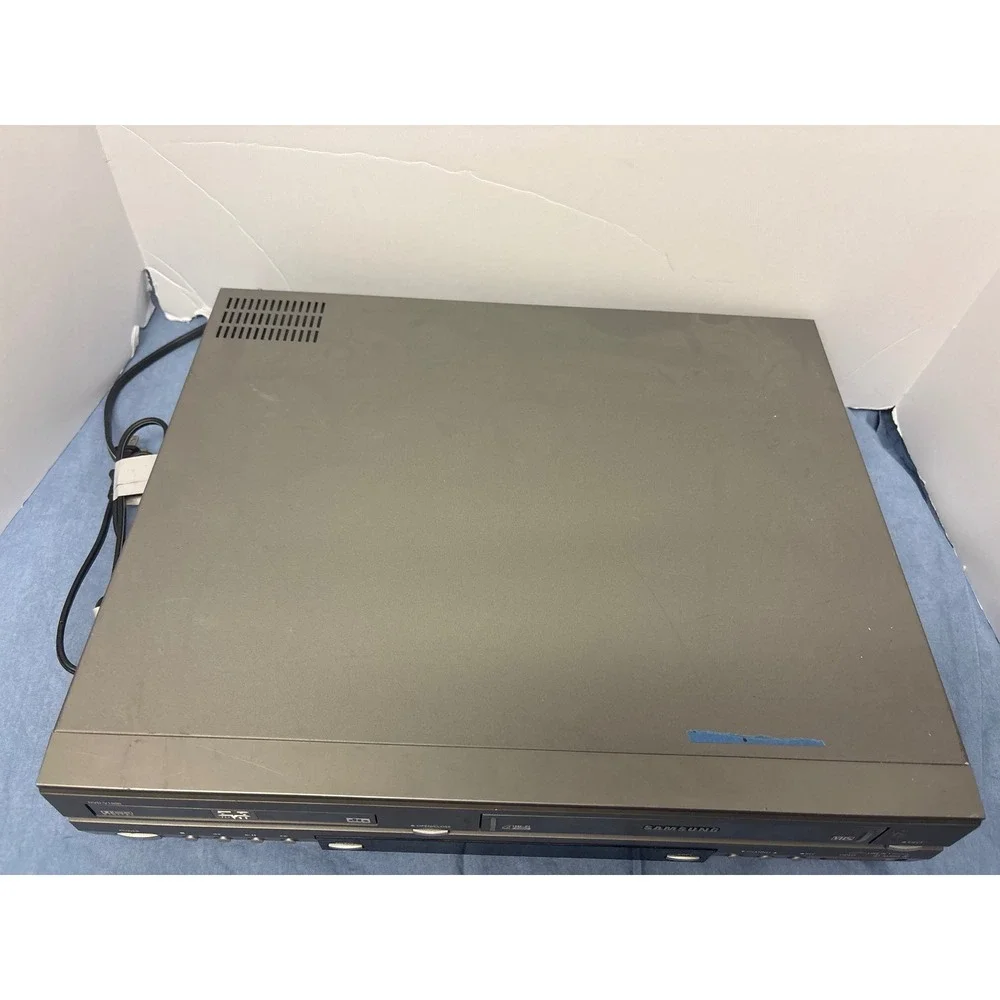 Samsung DVD-V1000 DVD VHS Dual Deck Player VCR Combo no remote Hi-Fi Stereo